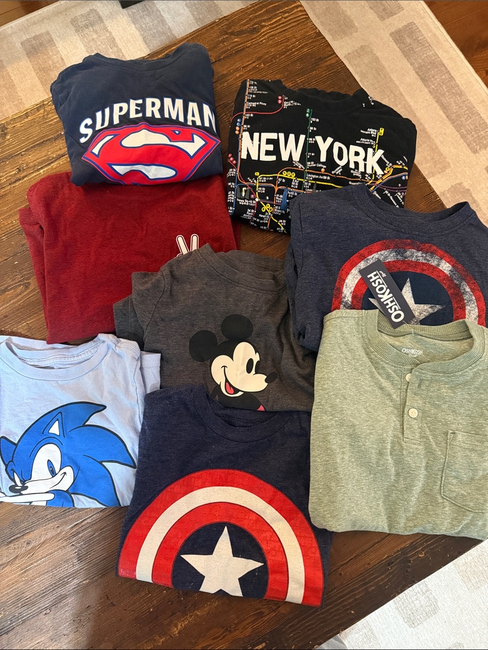 Lot of 8 boys t-shirts, size XS